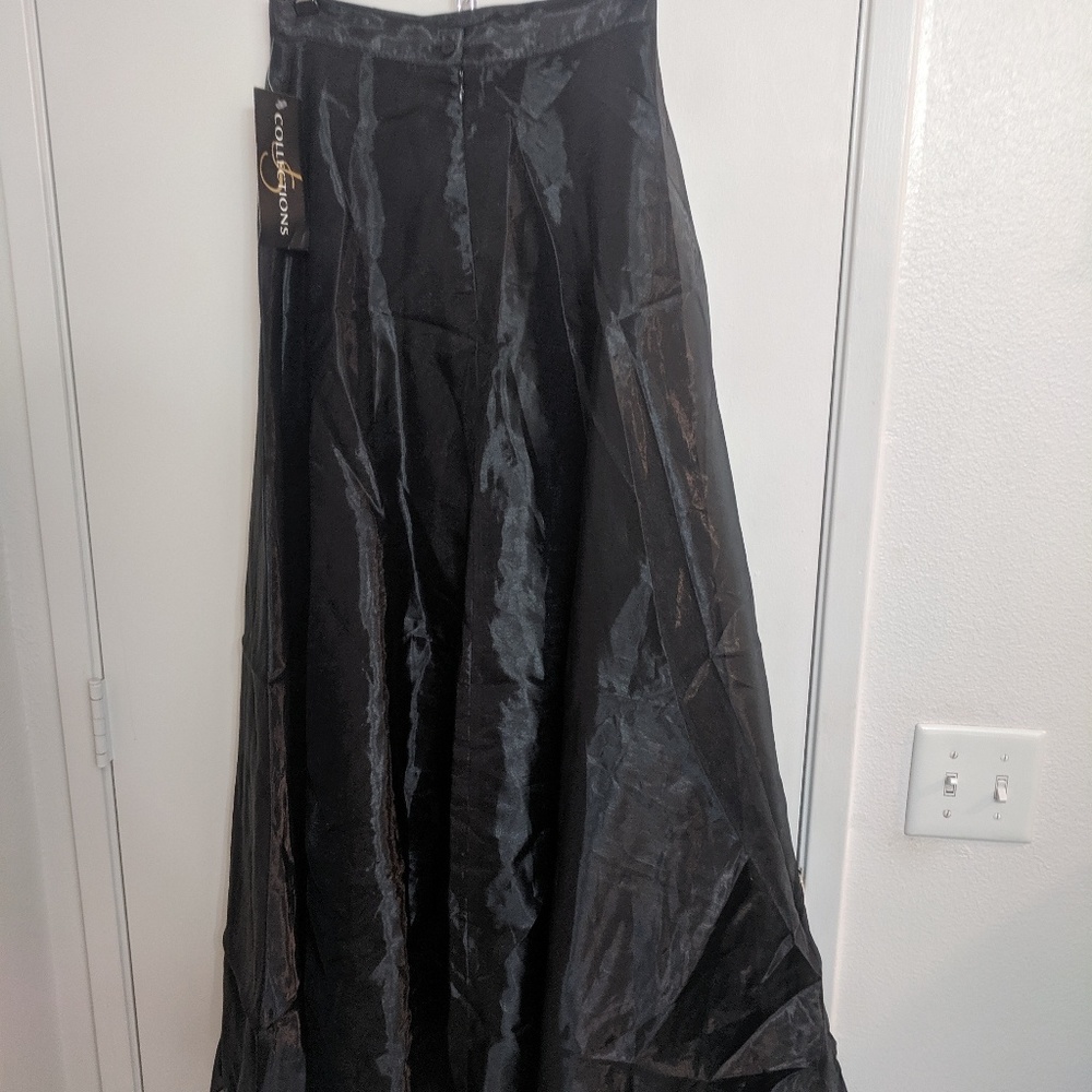 JS Collections skirt